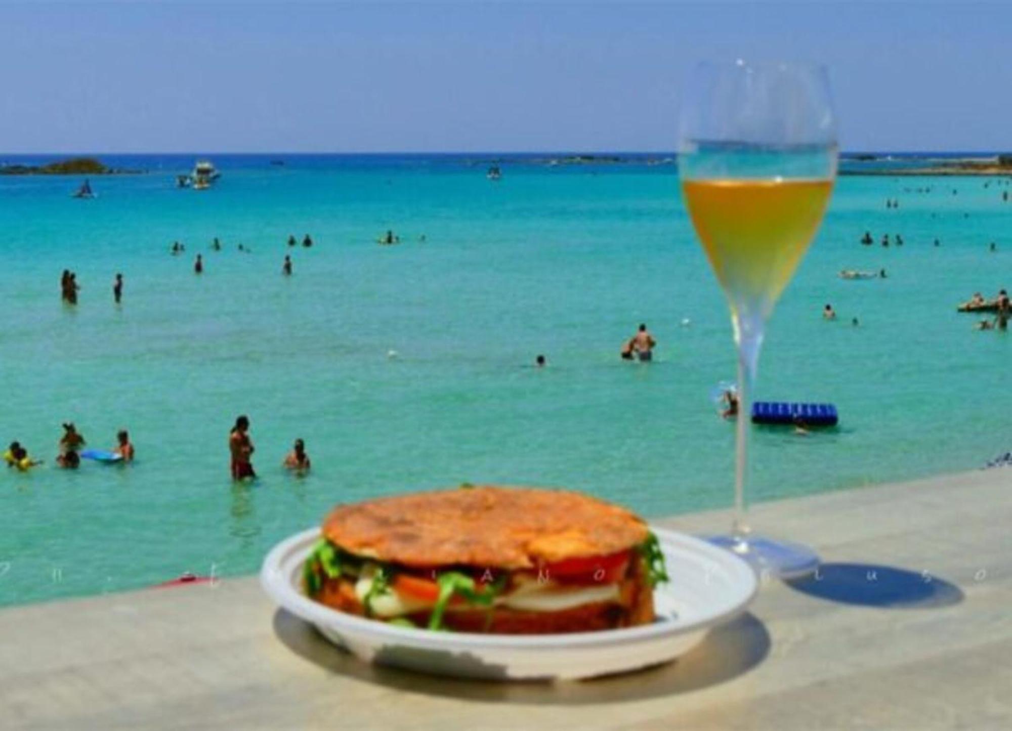The Blue Panoramic Penthouse Villa Porto Cesareo Exteriör bild
